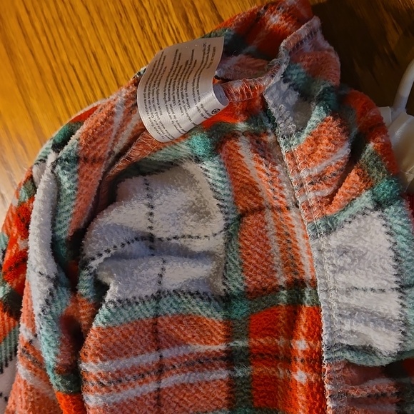 Girl's Carter's Plaid Christmas Granny Nightgown - Picture 13 of 13